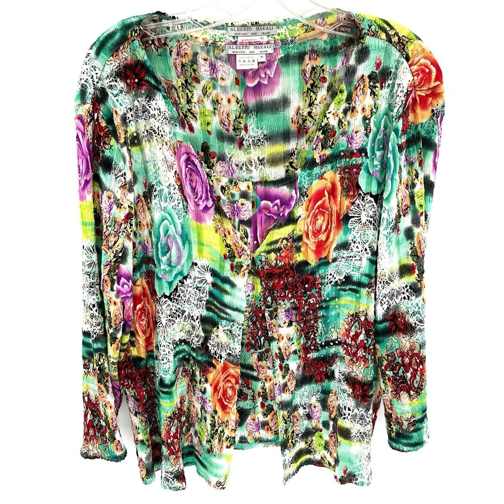 Roberto Makali women’s crinkled roses rhinestone top cardigan set